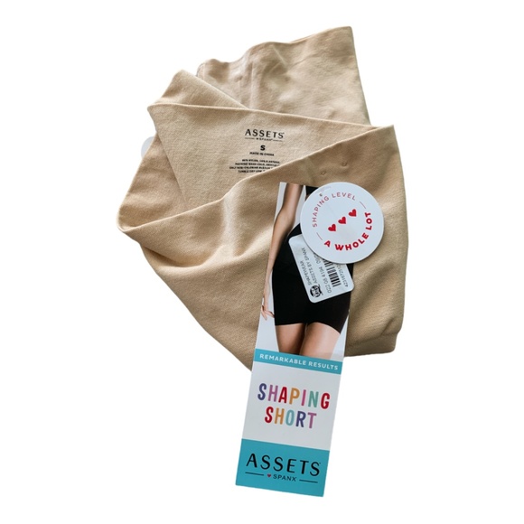 Assets Spanx Mid-Thigh Shaper Shorts Target - Picture 7 of 13